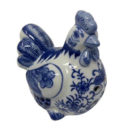 Chinoiserie Porcelain Hen