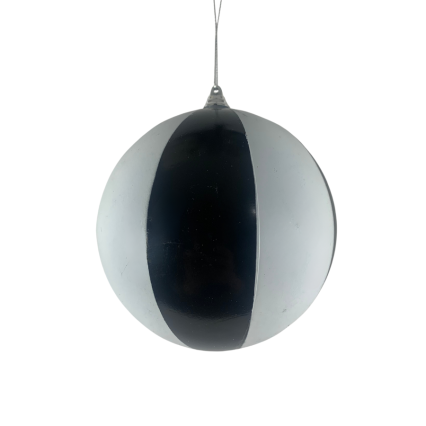 5" Black & White Circle Ornament - Ver