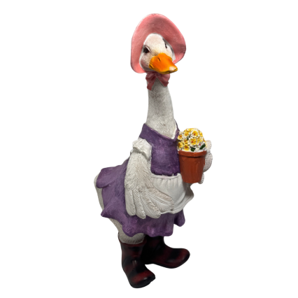 14" Mother Goose Statue